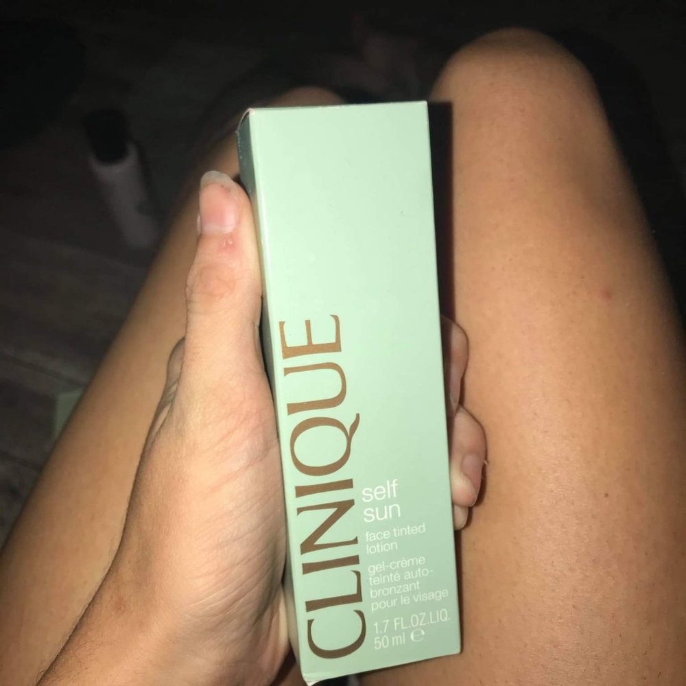 Clinique self sun